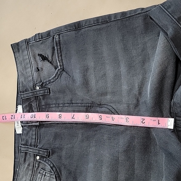 Forever 21 Size 26 Washed Black Distressed Skinny High Rise Jeans - Picture 6 of 14